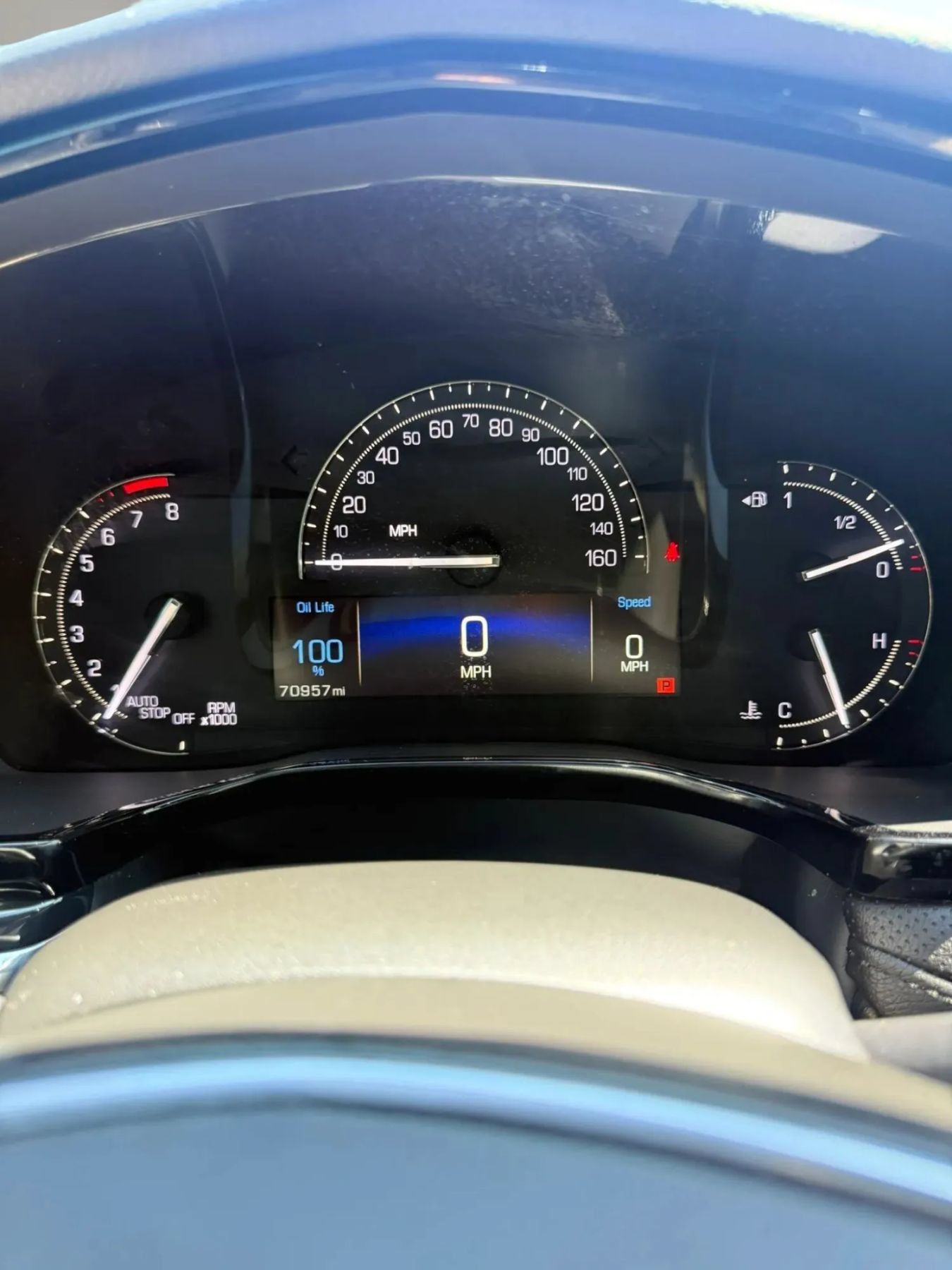 Used 2018 Cadillac XT5 FWD image 16