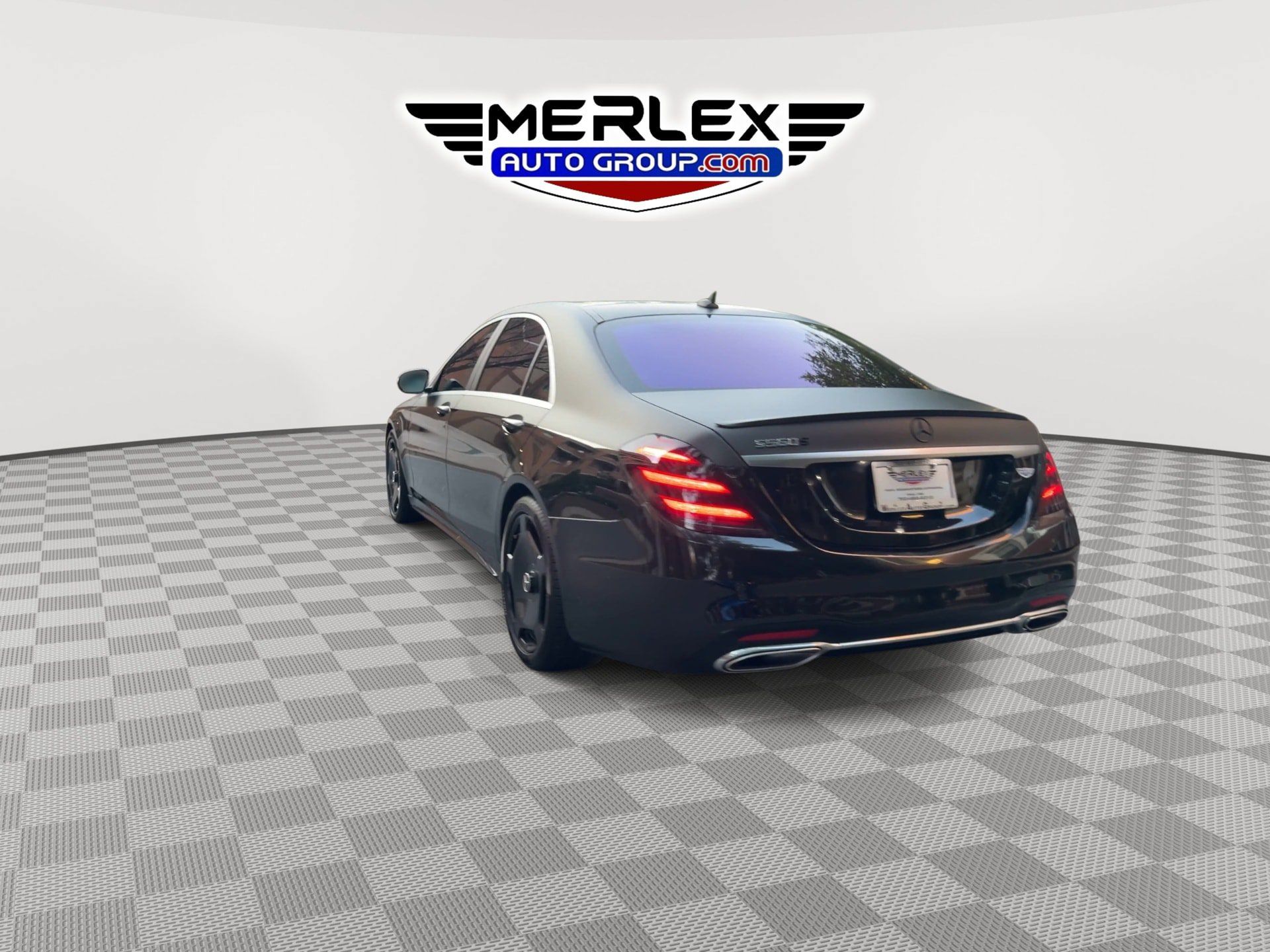 Used 2019 Mercedes-Benz S 560 Sedan image 6