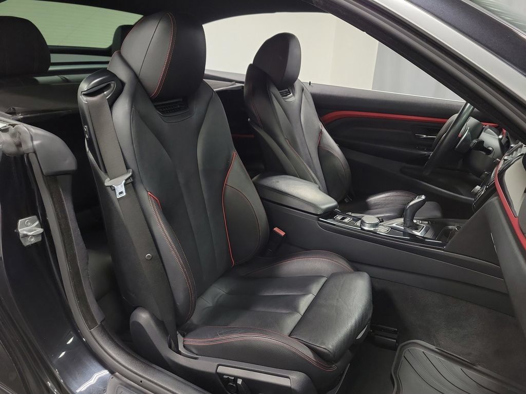 Used 2014 BMW 435i Convertible RWD image 28