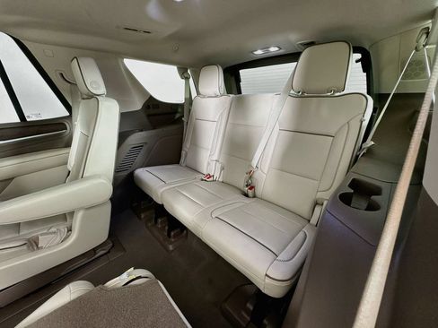 Used 2021 GMC Yukon Denali w/ LPO, Illumination Package AWD/4WD image 30