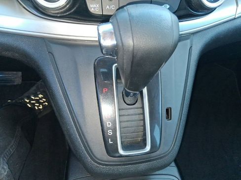 Used 2016 Honda CR-V LX image 17