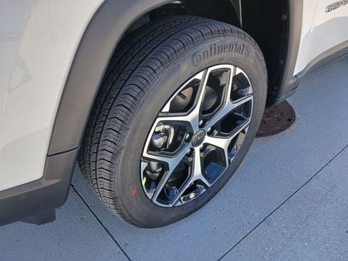 New 2026 Jeep Compass Limited AWD/4WD image 9