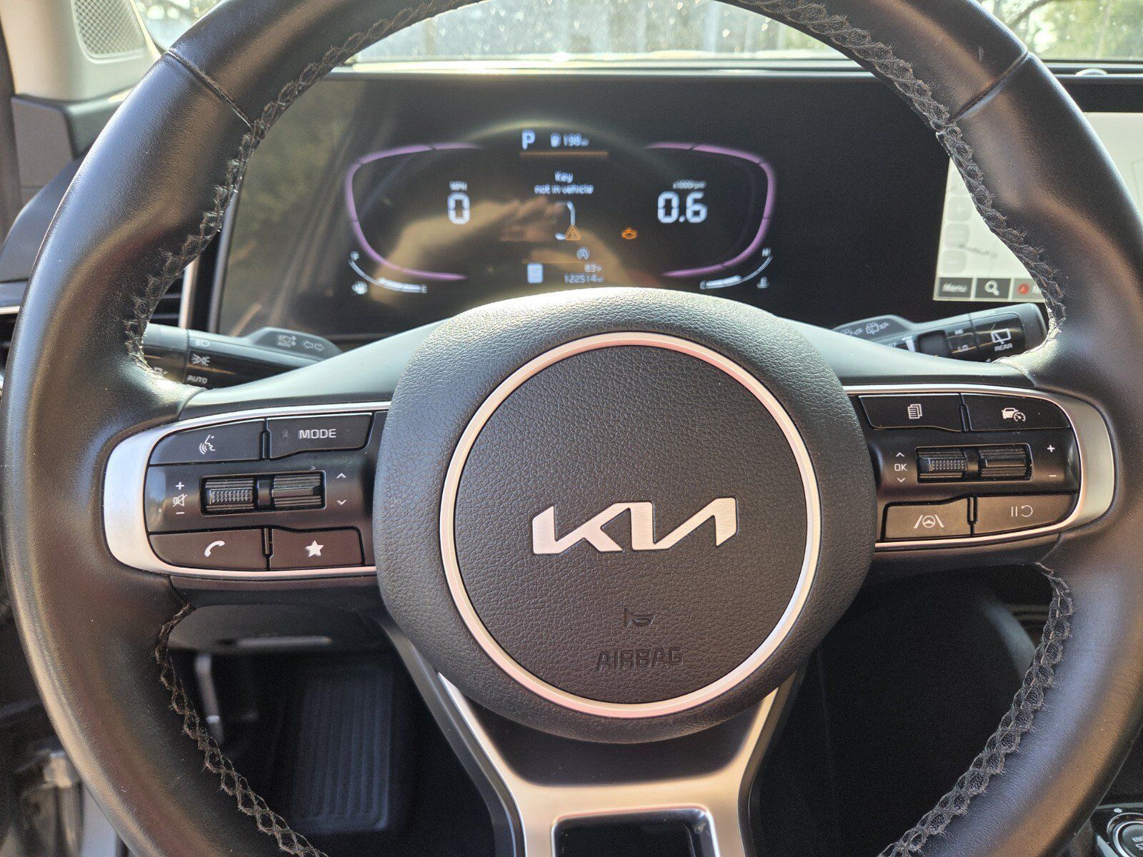 Used 2023 Kia Sportage EX FWD image 32
