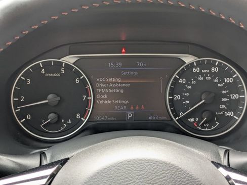 Used 2025 Nissan Altima 2.5 SR FWD image 36