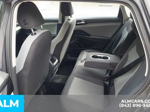 Used 2024 Volkswagen Taos S FWD image 17