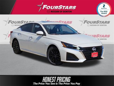 New 2025 Nissan Altima 2.5 SV image 1