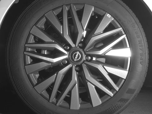 Used 2025 Nissan Altima 2.5 SV FWD image 9