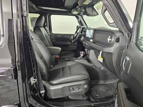 New 2026 Jeep Wrangler Sahara image 38