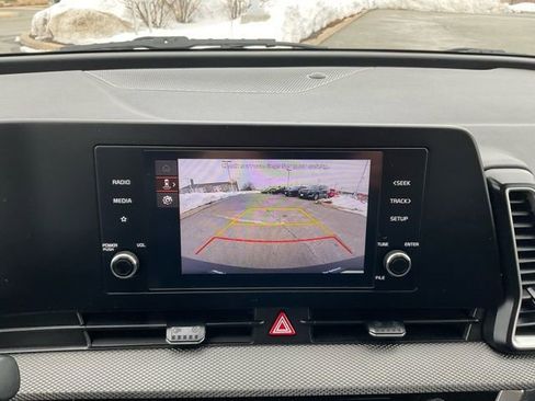 Used 2024 Kia Sportage LX AWD/4WD image 18
