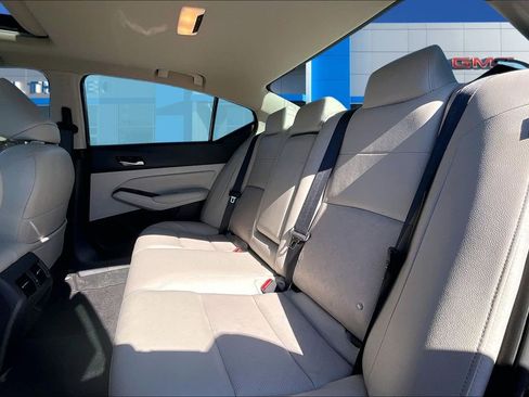 Used 2024 Nissan Altima 2.5 SL image 22