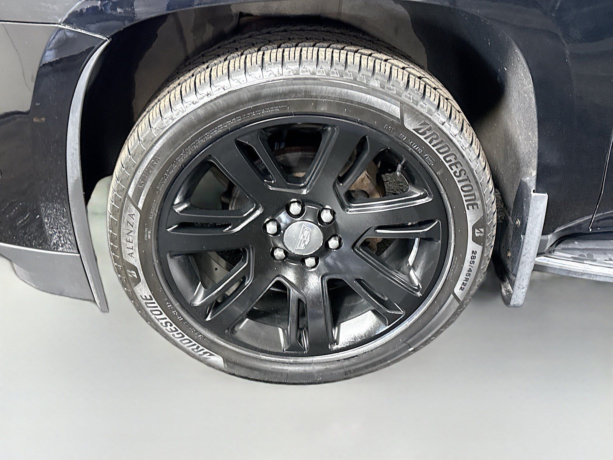 Used 2018 Cadillac Escalade Luxury AWD/4WD image 37