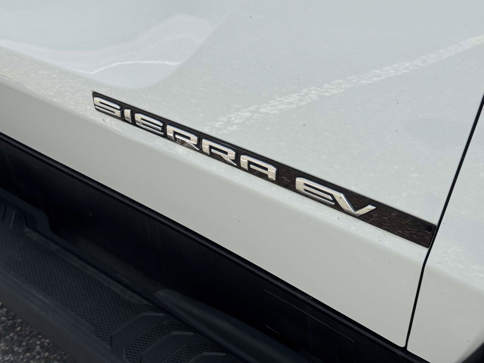 Used 2026 GMC Sierra EV Elevation w/ Premium Package AWD/4WD image 7