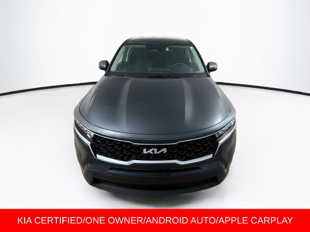 Certified 2023 Kia Sorento LX AWD/4WD image 2