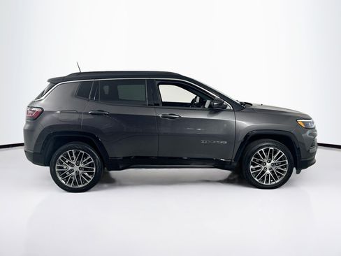 Used 2023 Jeep Compass Limited w/ Elite Group AWD/4WD image 4