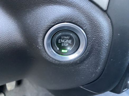 Used 2020 Chevrolet Silverado 1500 LT w/ All-Star Edition image 24