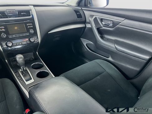 Used 2015 Nissan Altima 2.5 SV w/ Convenience Package FWD image 22