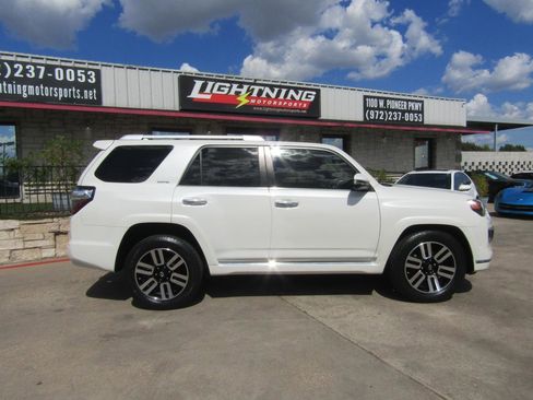 Used 2016 Toyota 4Runner Limited image 5