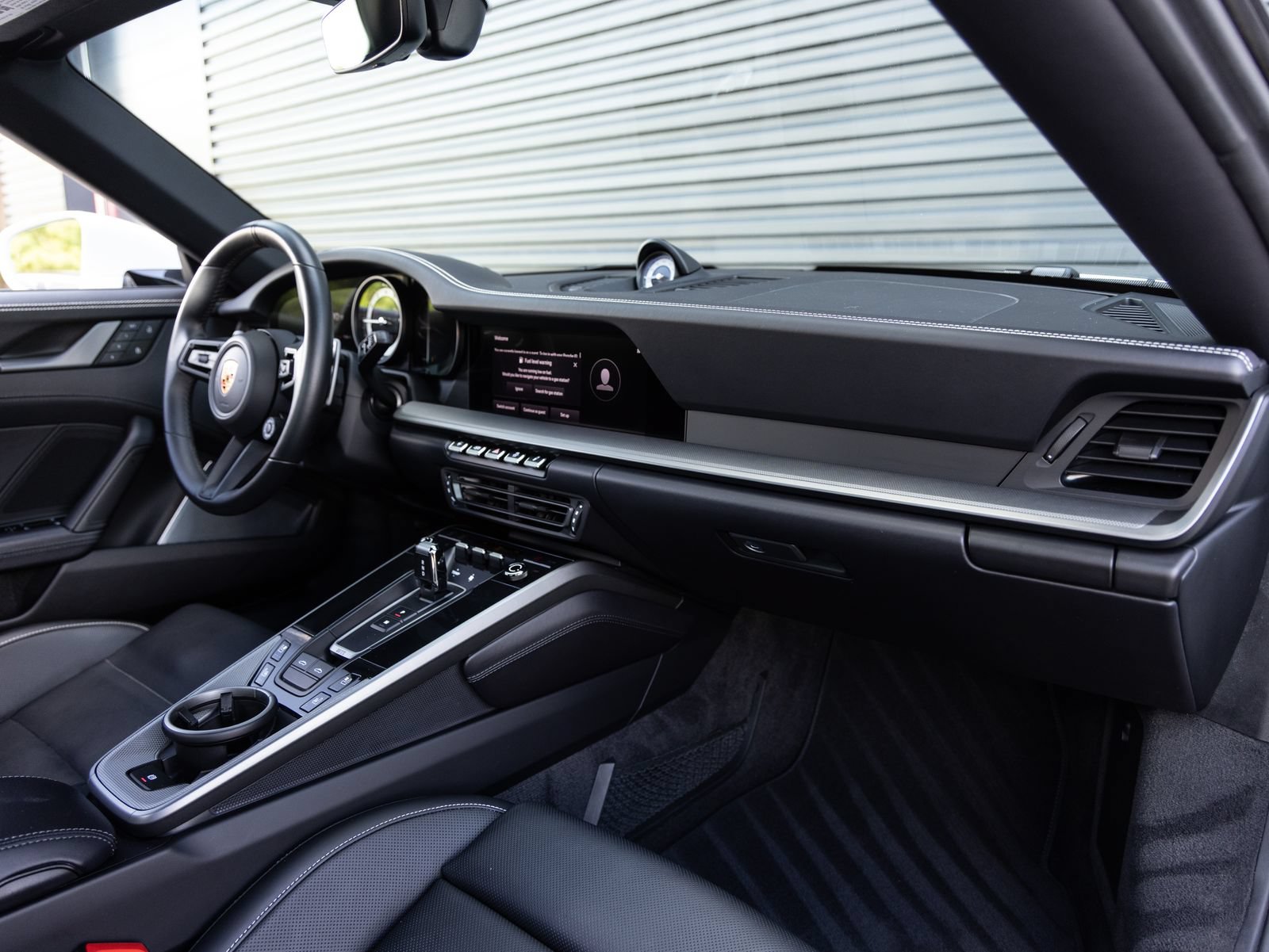 Certified 2024 Porsche 911 Targa 4S AWD/4WD image 34