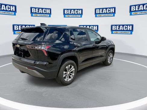 Used 2026 Chevrolet Equinox LT FWD image 8