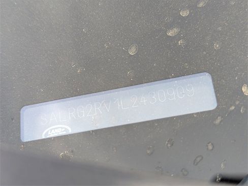 Used 2020 Land Rover Discovery SE image 12