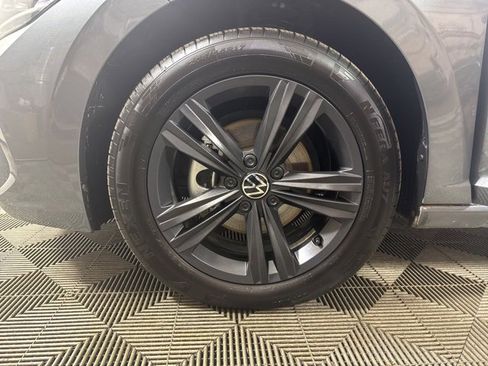 Certified 2024 Volkswagen Jetta SE image 10