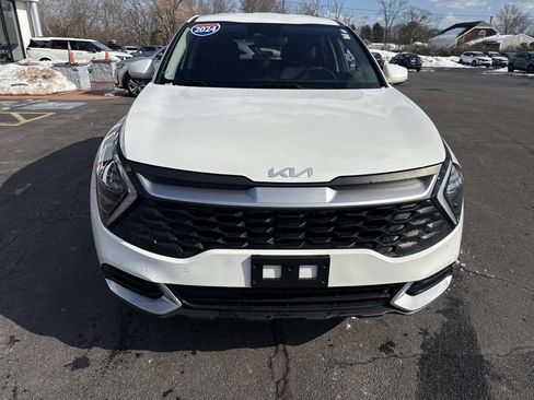 Used 2024 Kia Sportage LX image 11