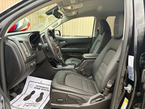 Used 2022 GMC Canyon AT4 image 17