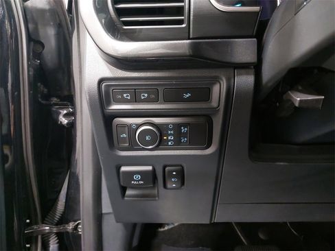 Used 2022 Ford F150 XLT w/ Equipment Group 302A High image 25