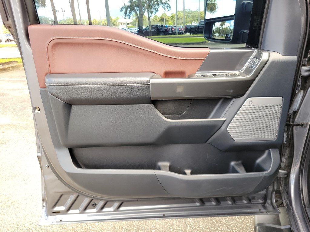 Used 2022 Ford F150 Lariat AWD/4WD image 16