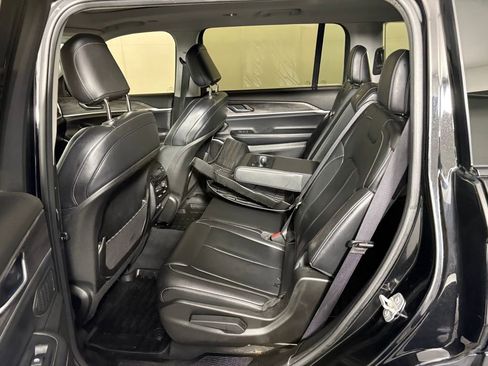 Used 2022 Jeep Grand Cherokee L Limited image 30