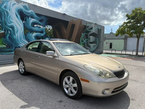 Used 2005 Lexus ES 330 FWD image 5