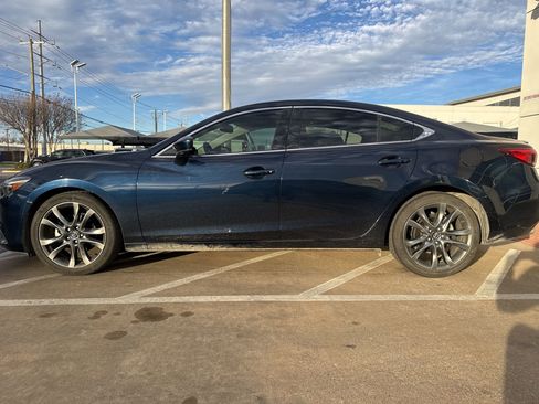 Used 2017 MAZDA MAZDA6 Grand Touring image 2