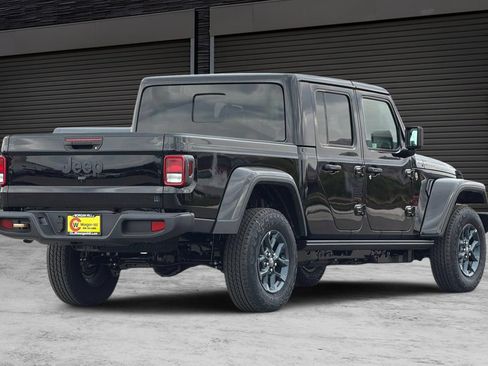 New 2026 Jeep Gladiator Sport AWD/4WD image 4