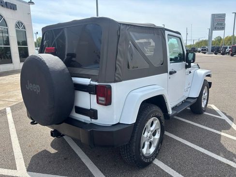 Used 2013 Jeep Wrangler Sahara w/ Connectivity Group AWD/4WD image 11