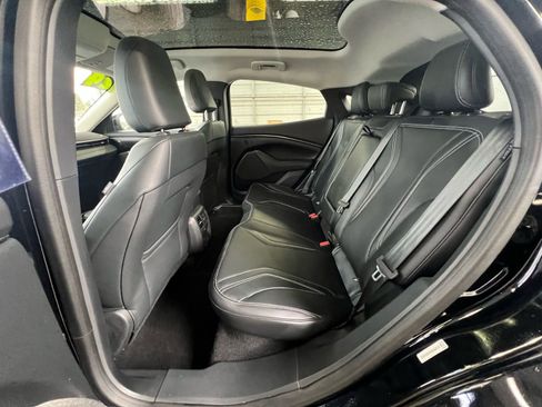Used 2024 Ford Mustang Mach-E Premium image 19