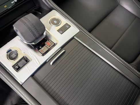 Used 2025 Jaguar F-PACE R-Dynamic S image 23