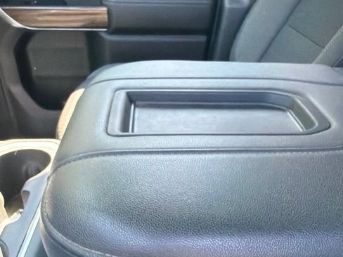 Used 2022 Chevrolet Silverado 2500 LT w/ Convenience Package AWD/4WD image 17