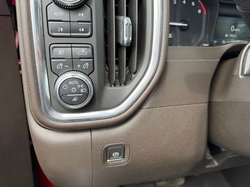 Used 2022 GMC Sierra 1500 SLT w/ SLT Premium Package image 20