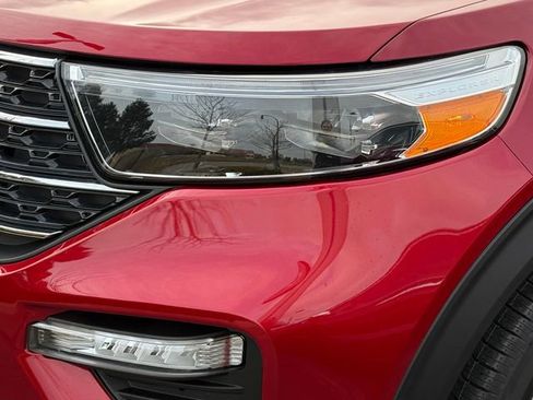 Certified 2023 Ford Explorer XLT w/ Equipment Group 202A image 27