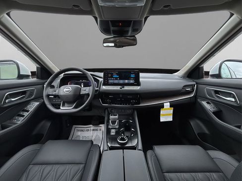 New 2026 Nissan Rogue Platinum w/ Platinum Premium Package image 18