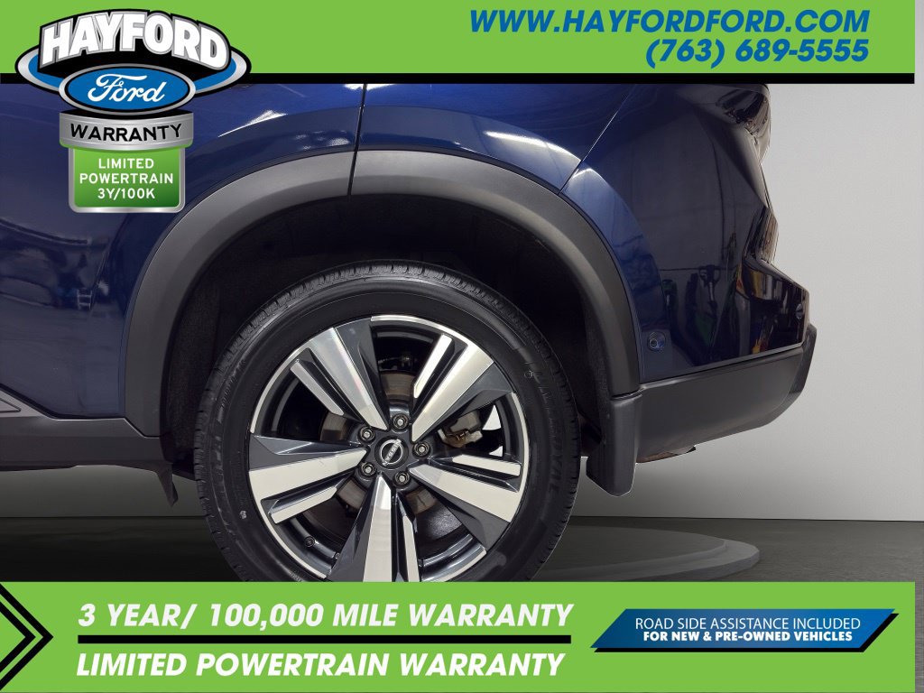 Used 2025 Nissan Rogue SL w/ Tech Package AWD/4WD image 28