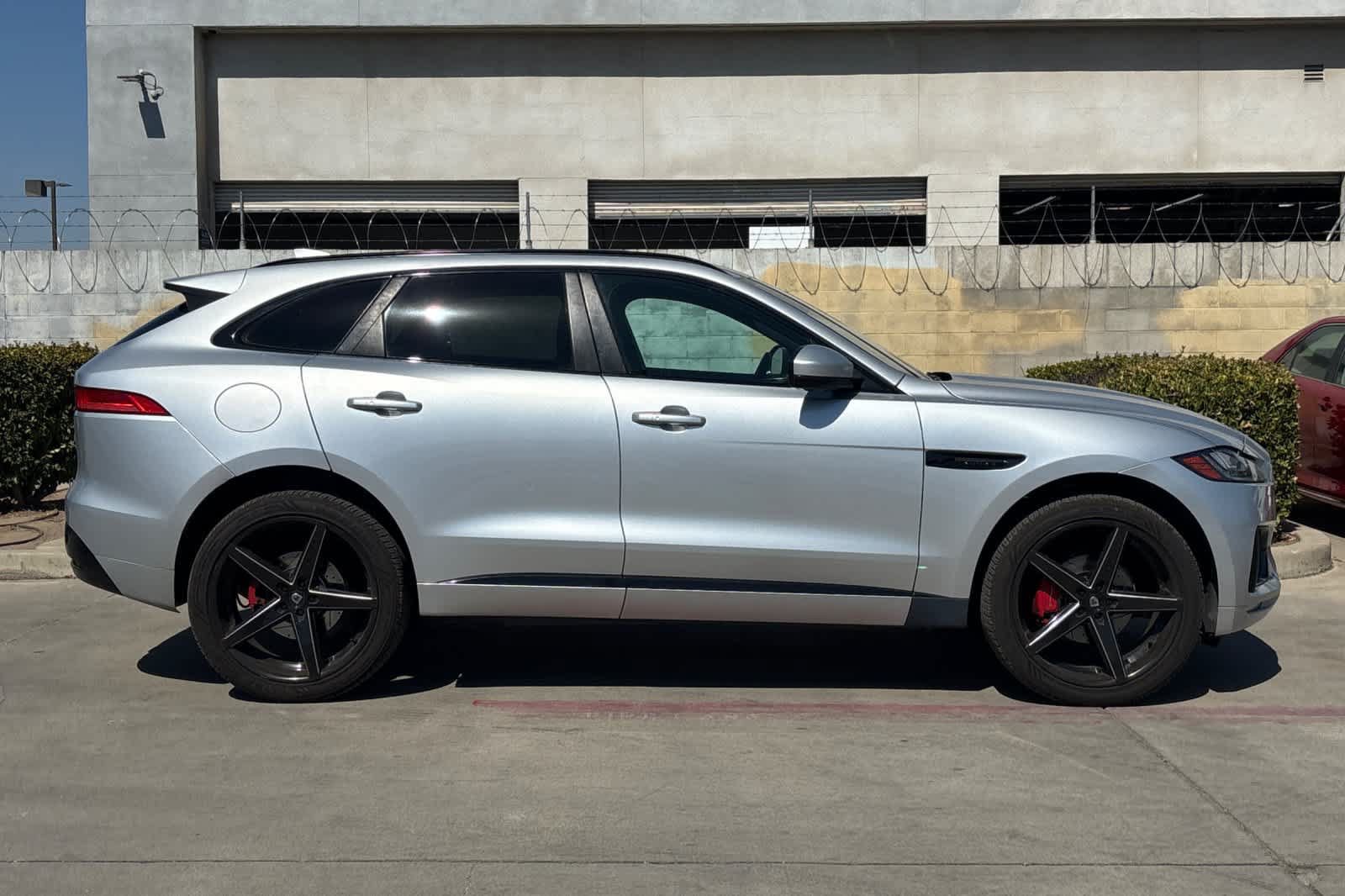 Used 2018 Jaguar F-PACE S AWD/4WD image 9