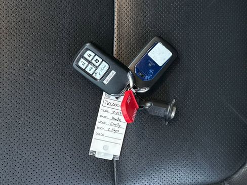 Used 2019 Honda Clarity Touring image 29