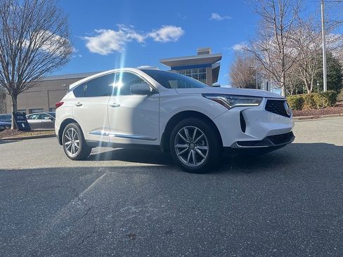 Used 2023 Acura RDX w/ Technology Package image 2