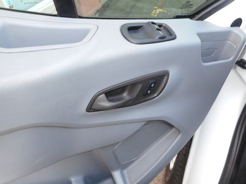 Used 2017 Ford Transit 250 130 Medium Roof RWD image 16