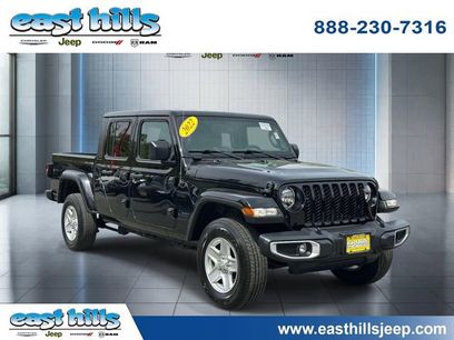 Certified 2022 Jeep Gladiator Sport