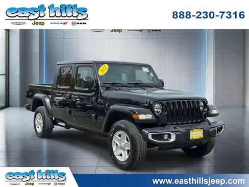 Used 2022 Jeep Gladiator Sport AWD/4WD image 1