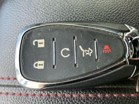 Used 2022 Chevrolet Equinox RS w/ RS Leather Package FWD image 34