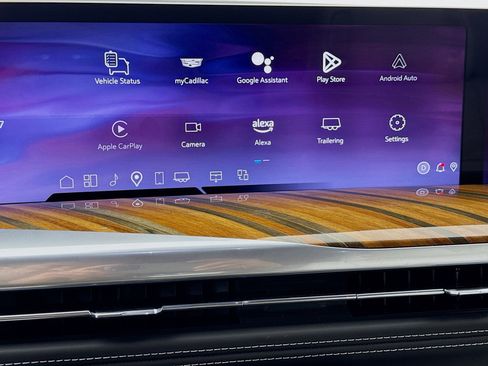 Used 2025 Cadillac Escalade Premium Luxury Platinum image 13