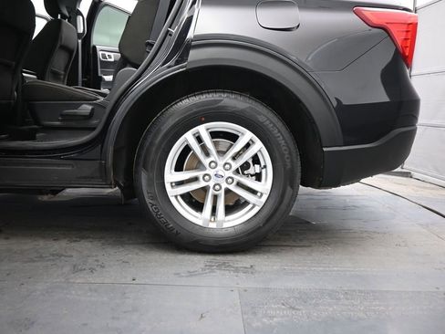 Certified 2022 Ford Explorer XLT image 21